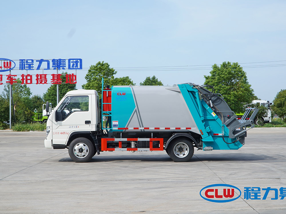 程力福田时代蓝牌5方压缩垃圾车