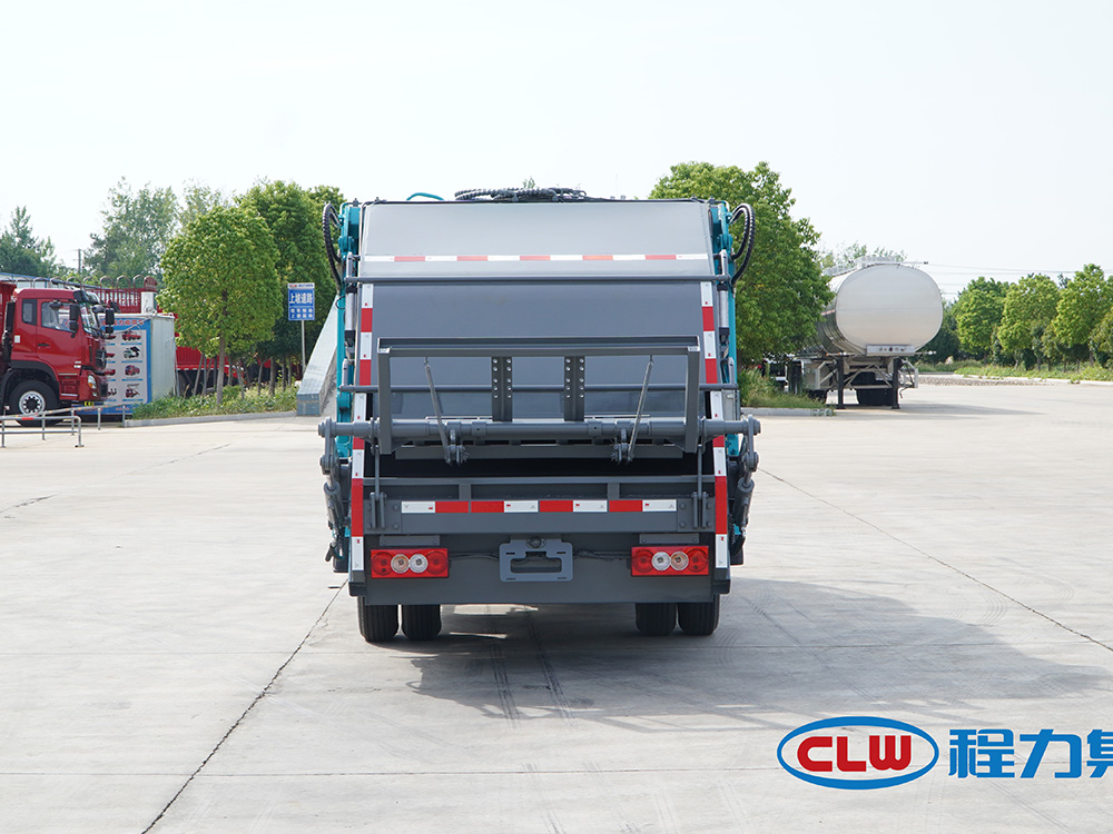 程力福田时代蓝牌5方压缩垃圾车