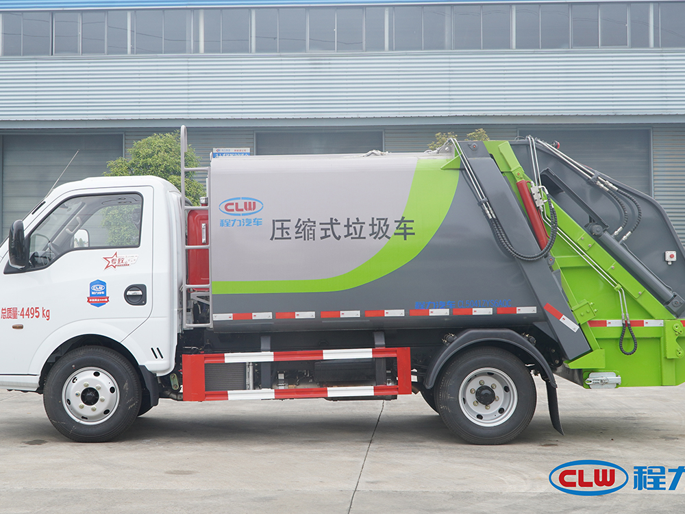 东风途逸蓝牌5.8方压缩垃圾车