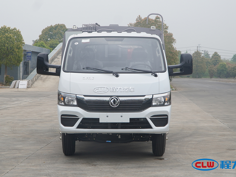 东风途逸蓝牌5.8方压缩垃圾车