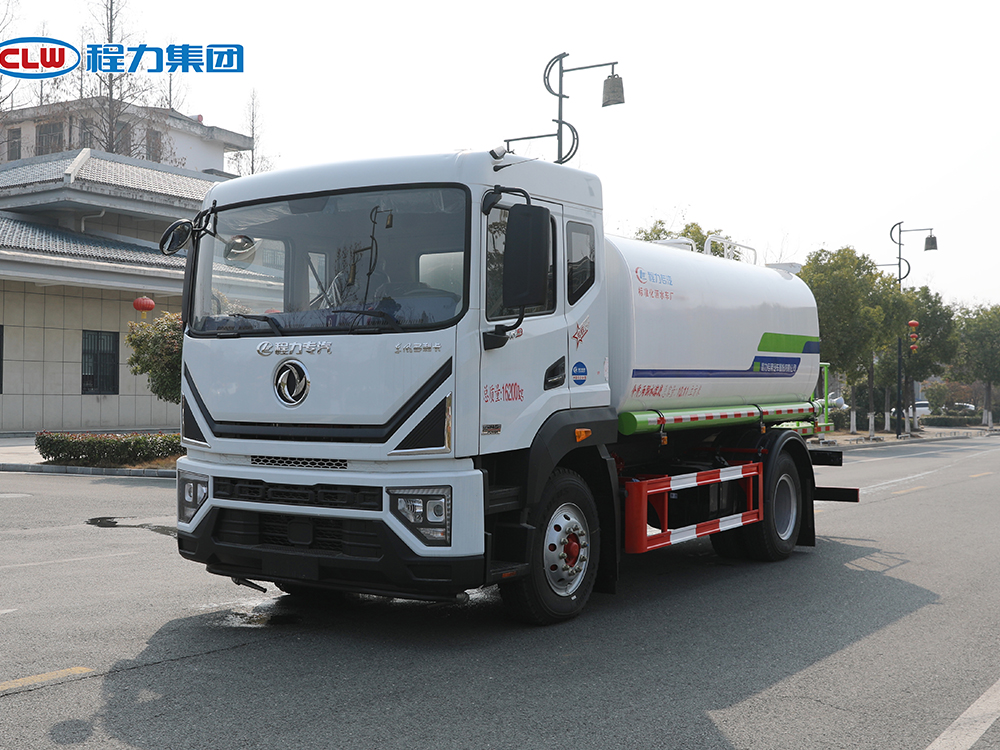 程力东风D9绿化喷洒车