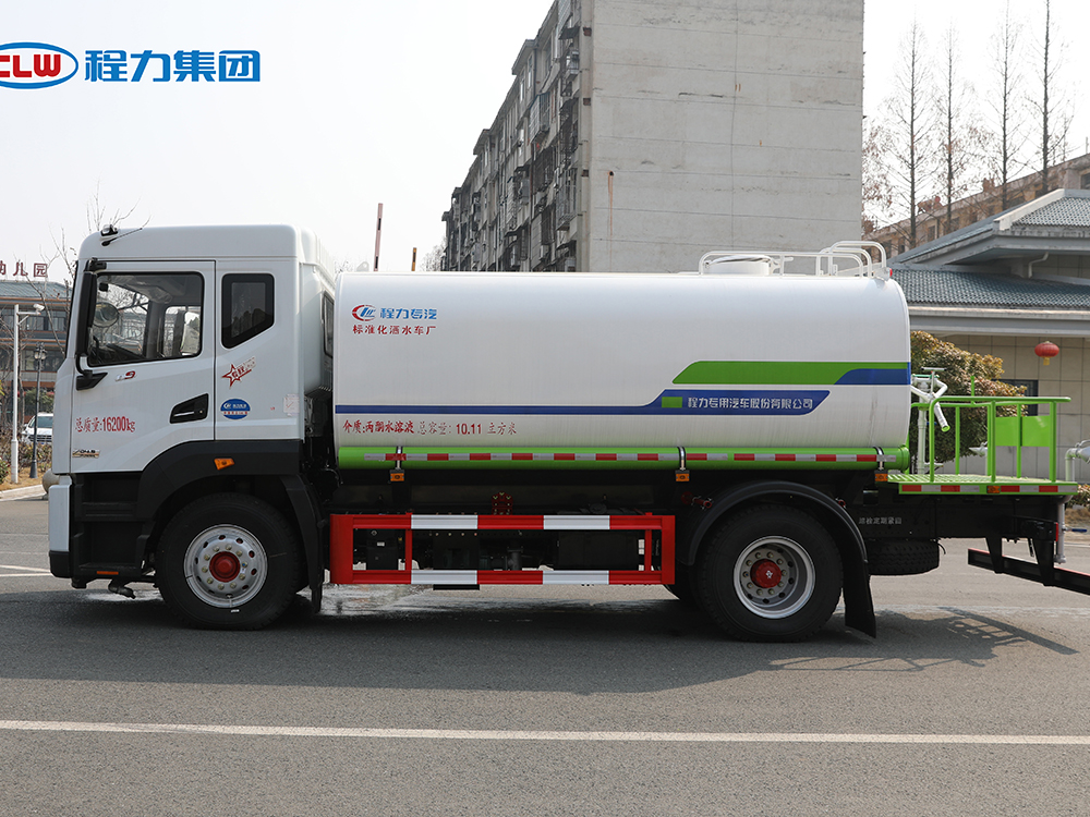 程力东风D9绿化喷洒车