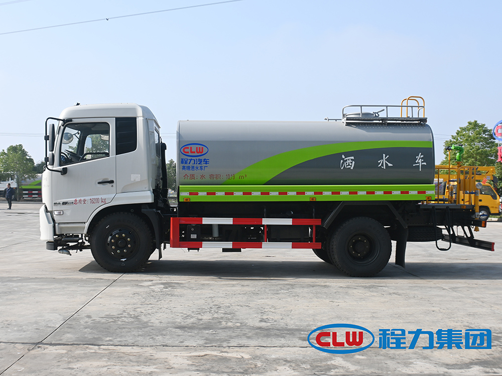 程力东风天锦绿化喷洒车