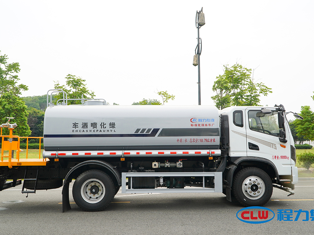 程力华神T3绿化洒水车