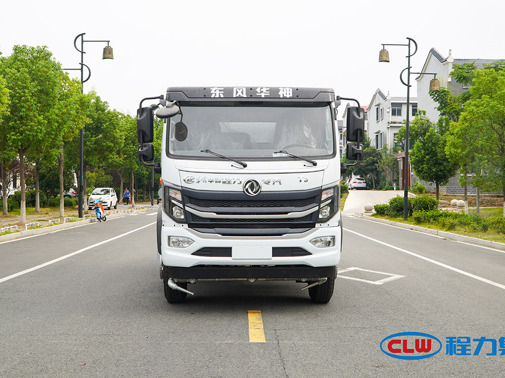 程力华神T3绿化洒水车