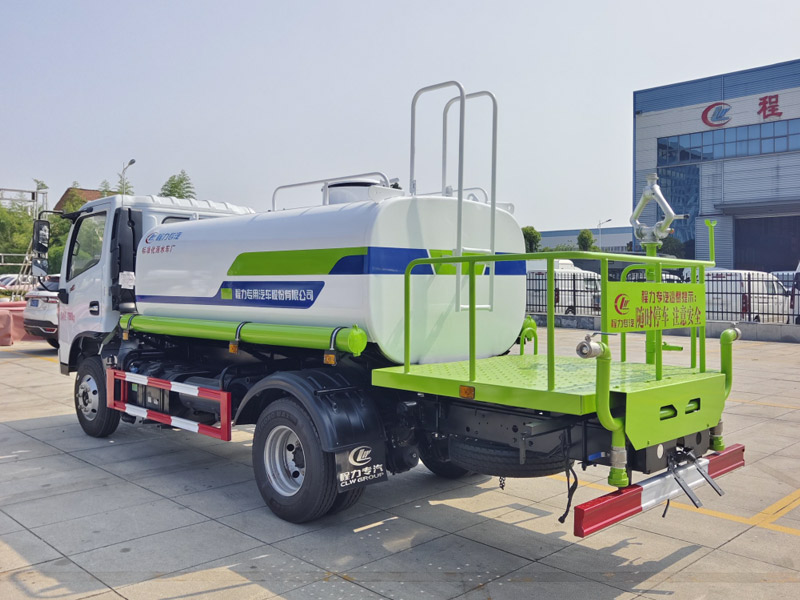 东风F6CLW5070GPSD6 5方洒水车
