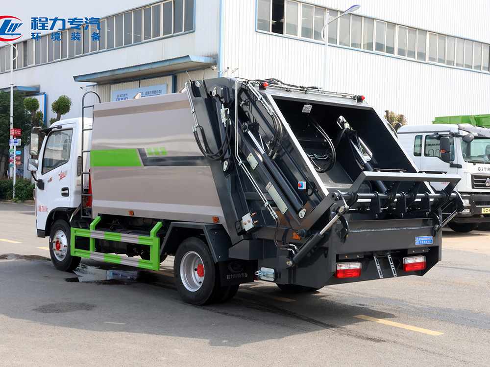 东风多利卡D6（老款）