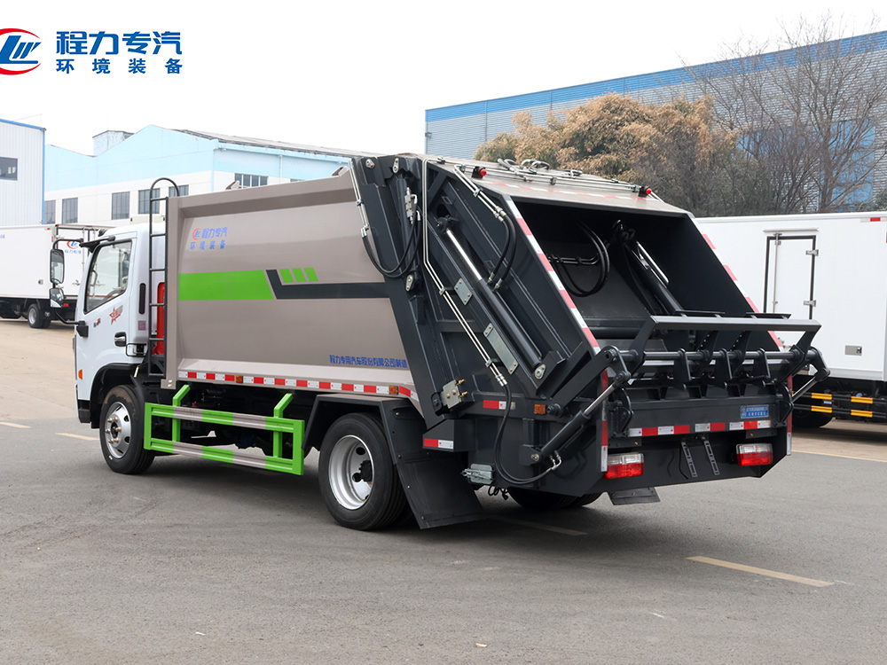 东风多利卡D7（新样式）