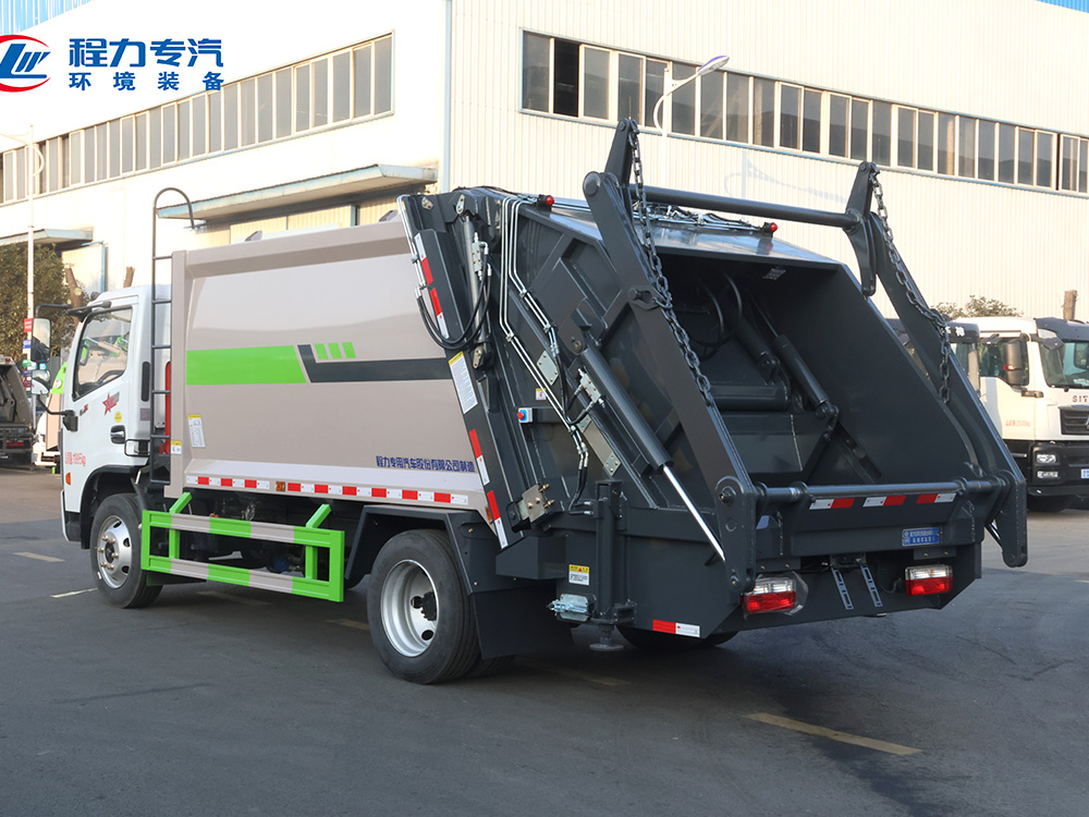 东风多利卡D7（新样式带摆臂）