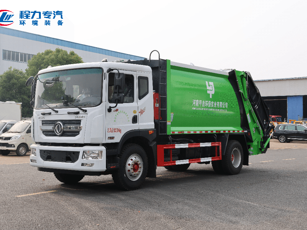 东风多利卡D9（老款绿色涂装带三角斗）