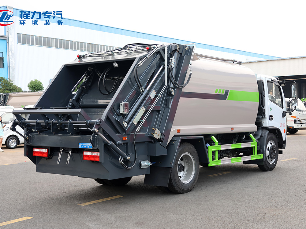 东风福瑞卡F7（弧形箱体）