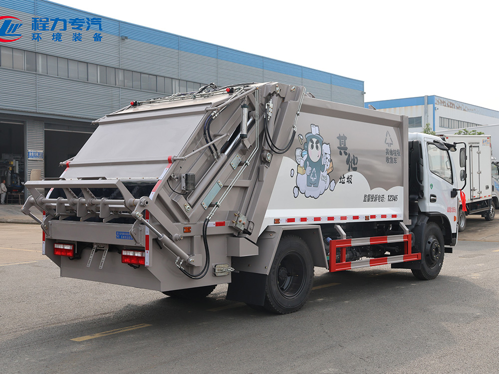 东风福瑞卡F7（卡通涂装）