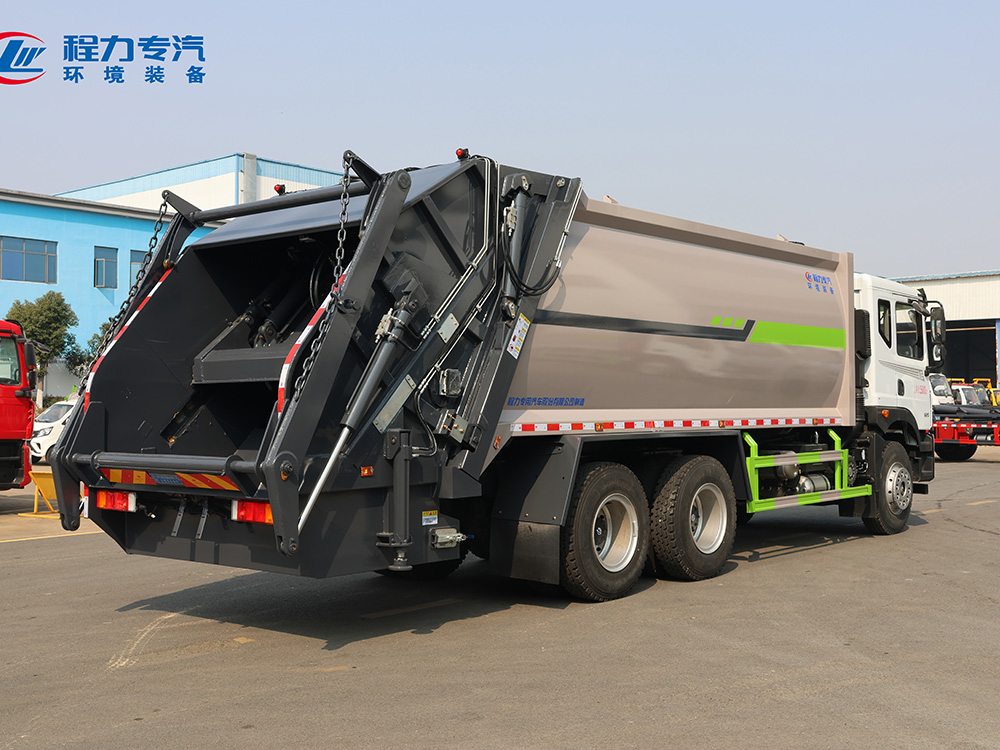 东风华神T5后双桥（摆臂）