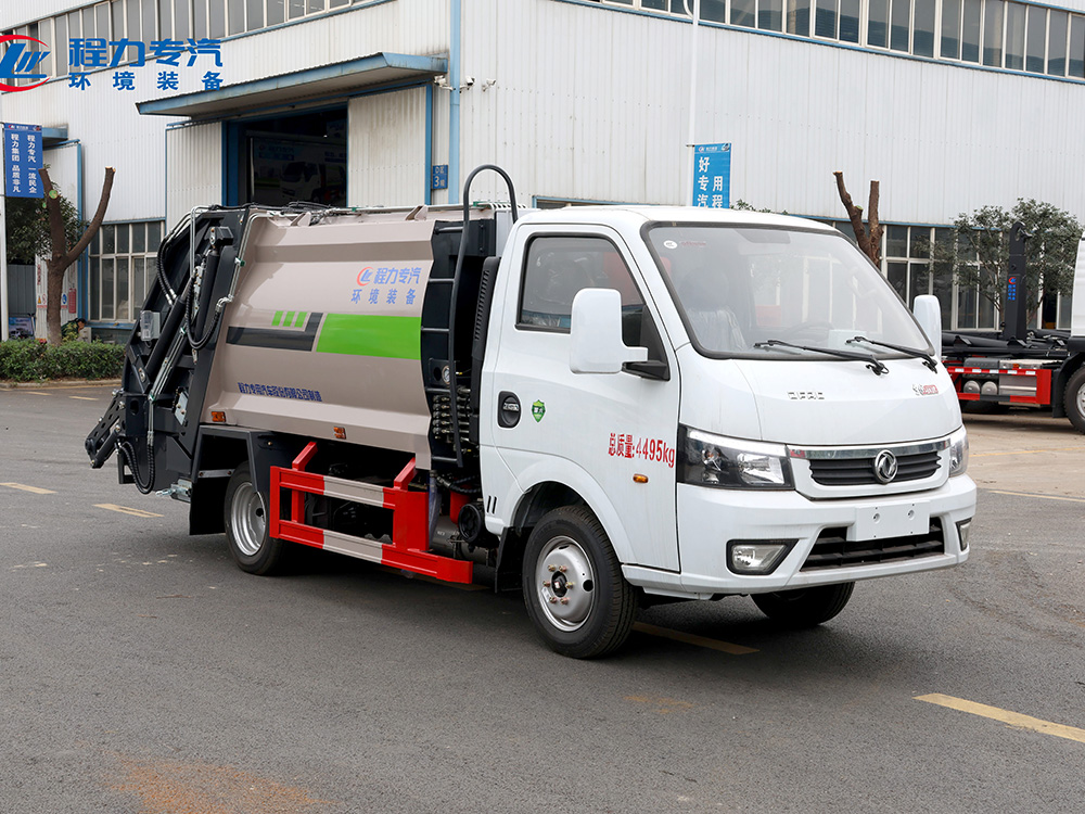 东风途逸（T5地下室版）