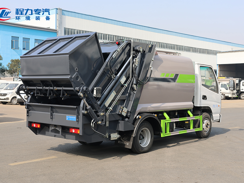 东风小霸王（三角斗）