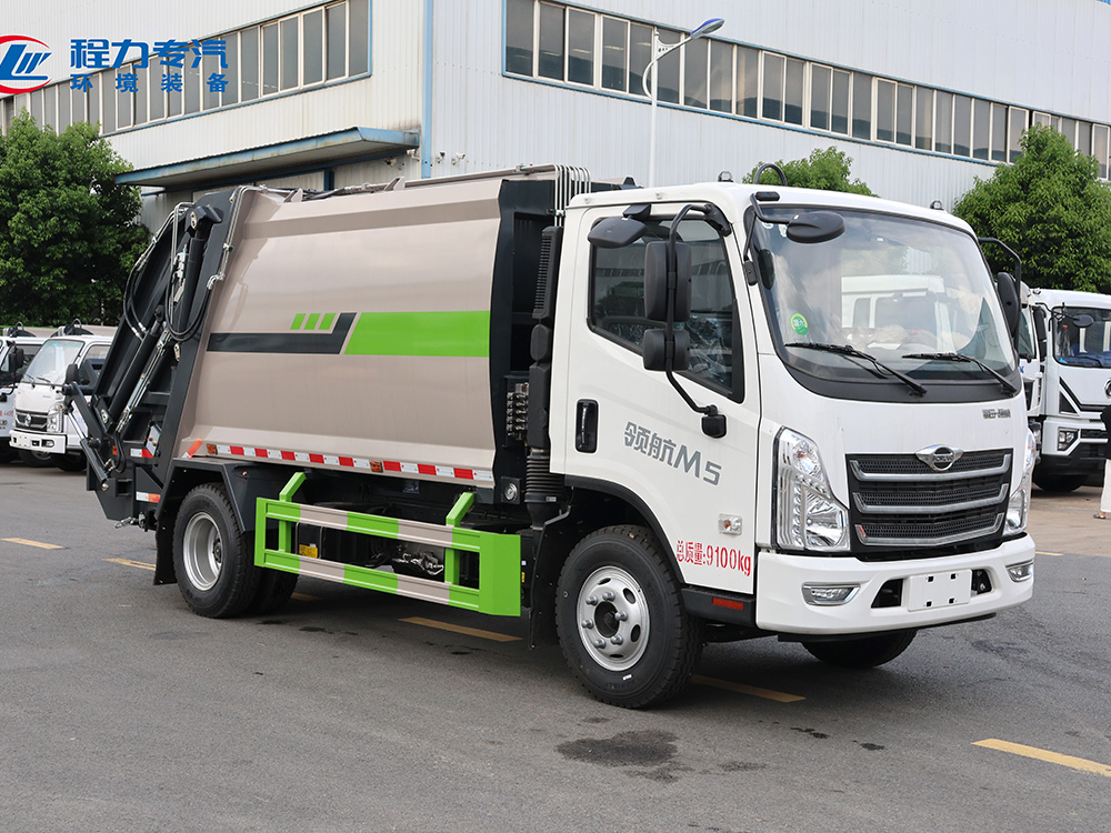 福田领航M5（总质量9100）