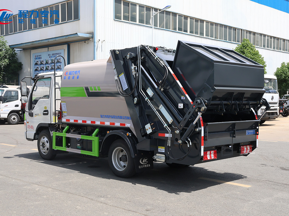 江淮康铃H1（弧形箱体三角斗）