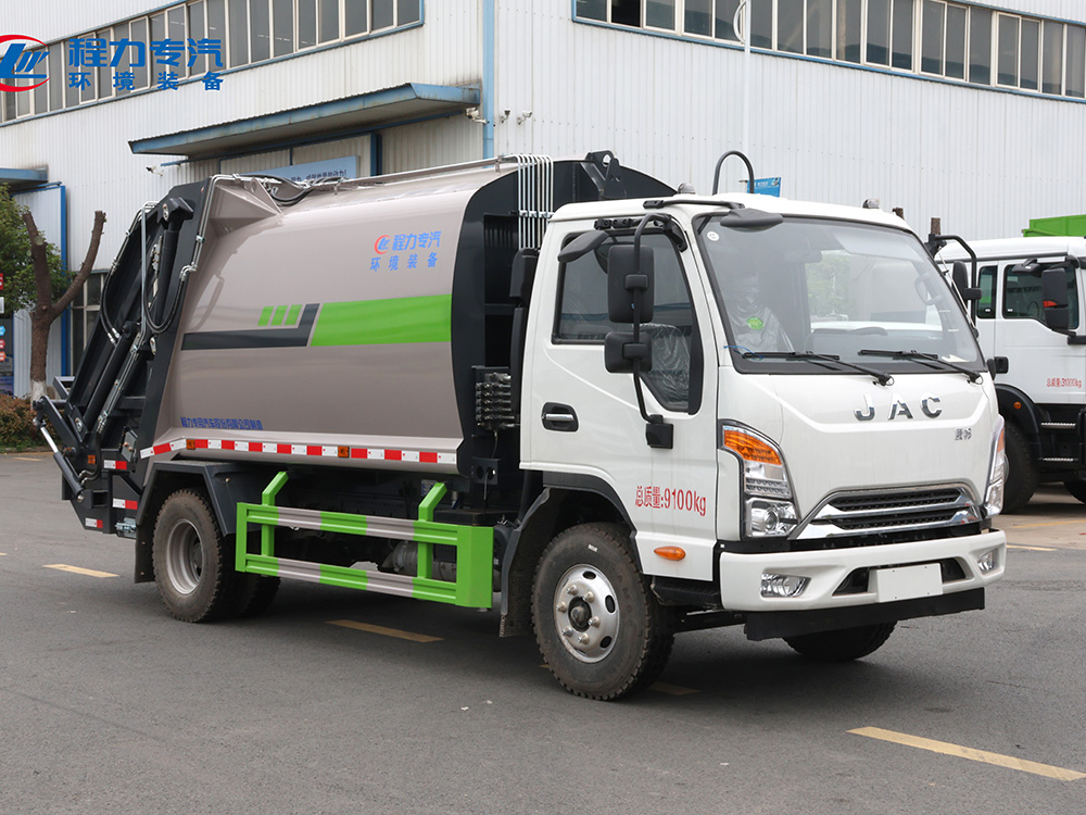 江淮康铃J5（弧形箱体）