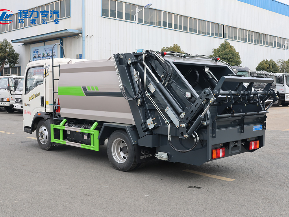 重汽豪沃M2地库王（地下室版）