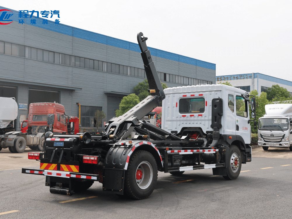 单桥东风多利卡D9老款