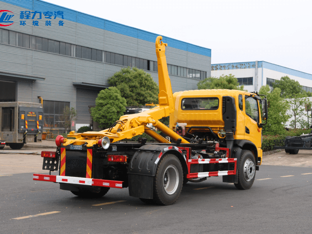 单桥东风华神DV3（带箱）