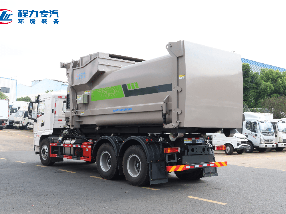 后双桥陕汽轩德翼6