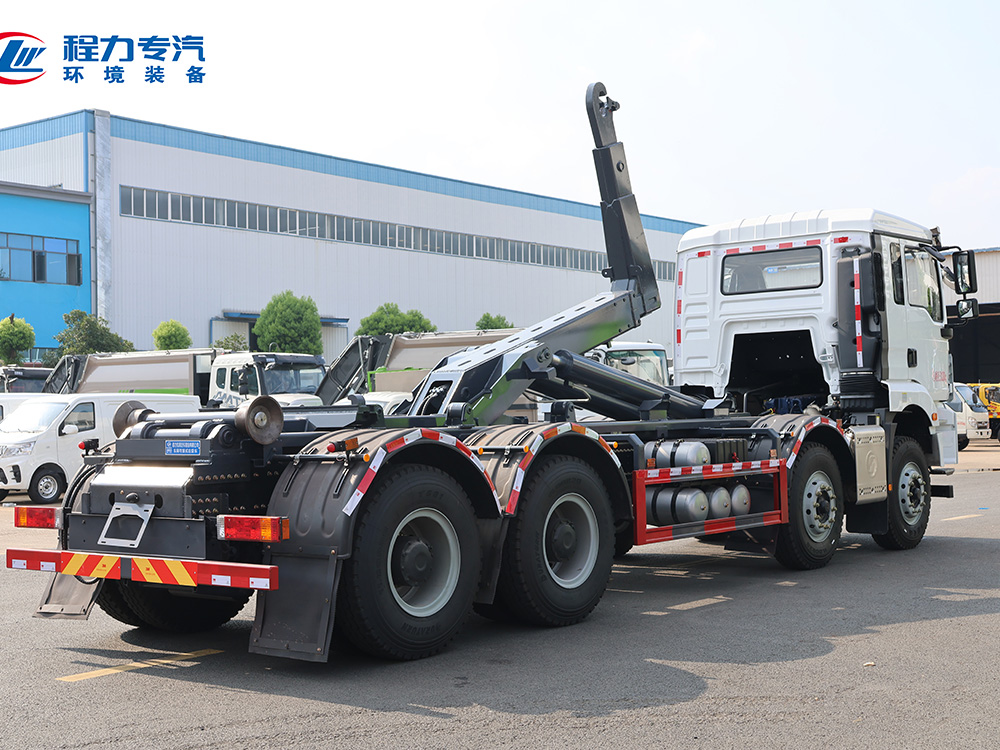 前四后八陕汽德龙M3000