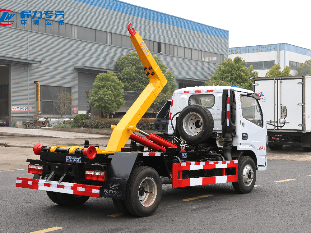 东风多利卡D6勾臂