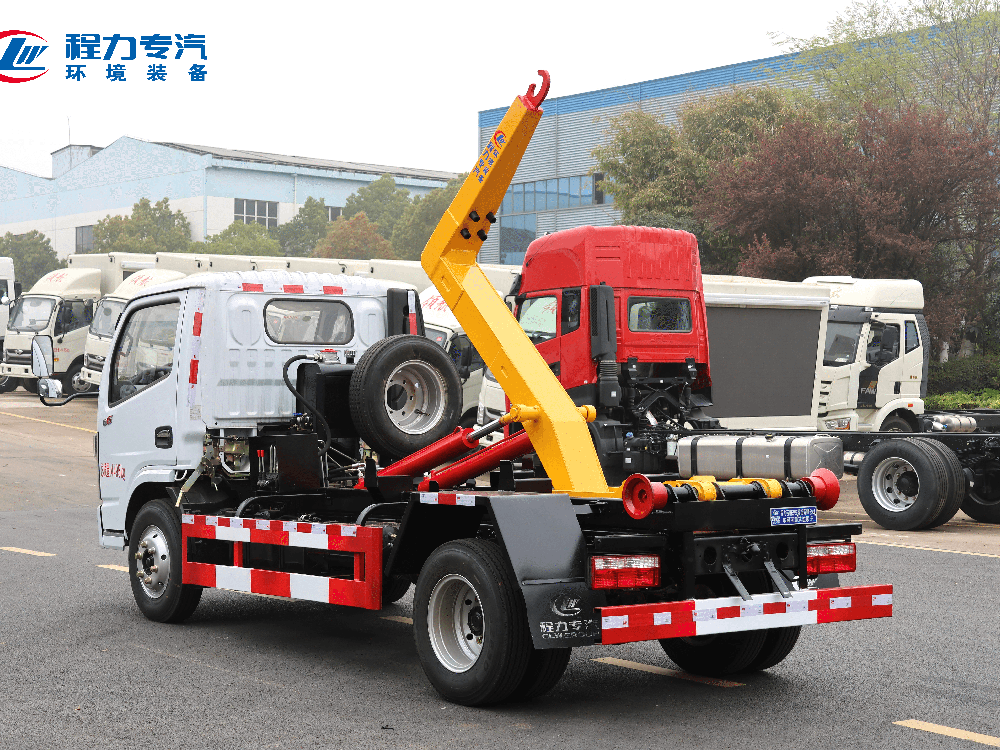 东风多利卡D6勾臂